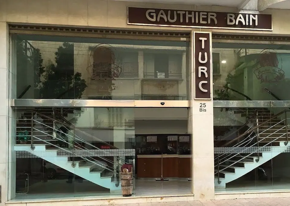 Façade de Gauthier Bain Turc rue Jean Jaurès, de jour